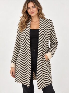 Cyrus Fuzzy Chevron Longline Cardigan Black Ivory L